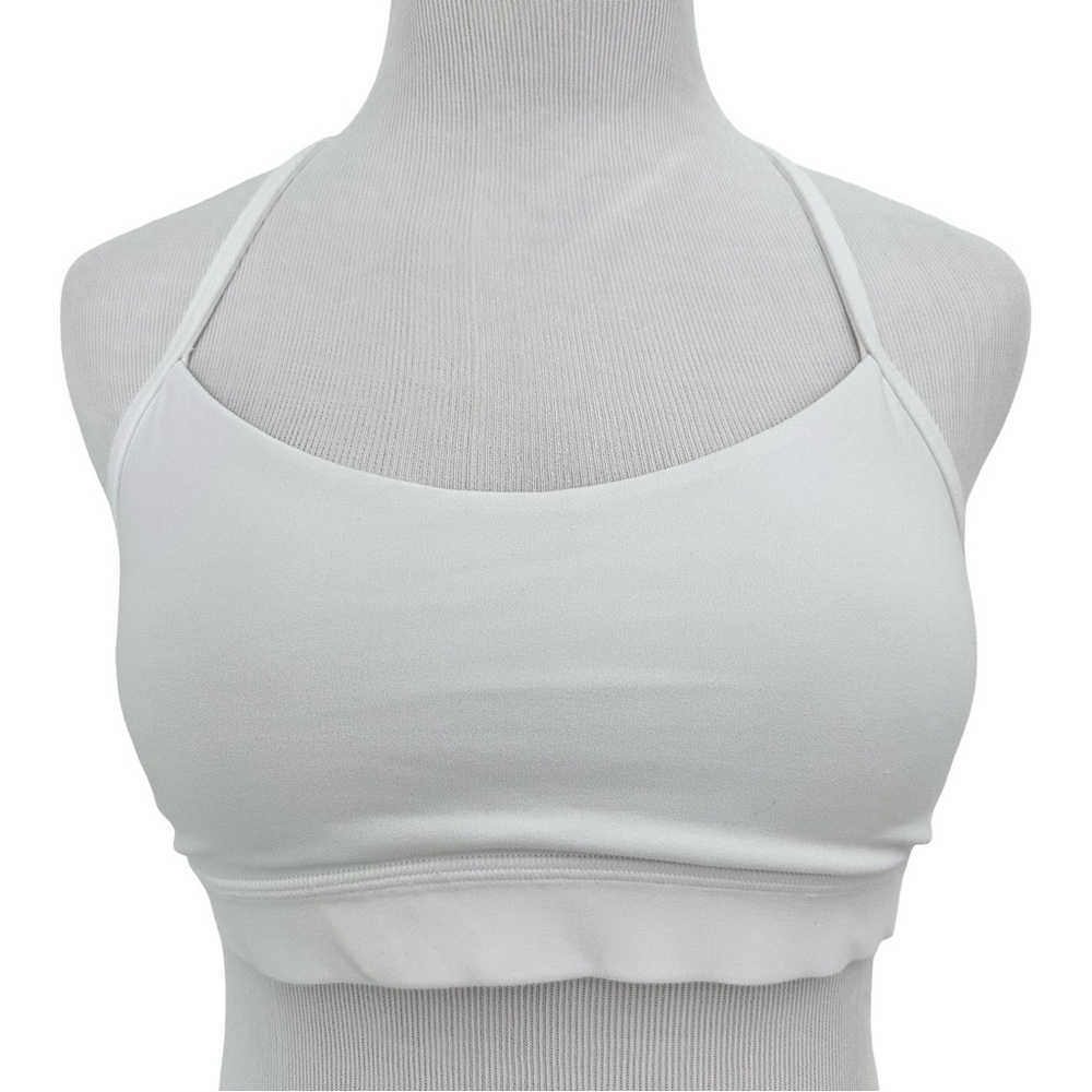 Lululemon - Picture 3 of 8